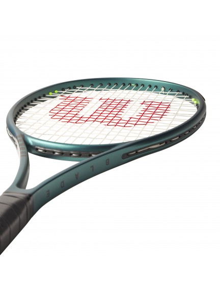 WILSON BLADE 98 (16X19) V9 teniso raketė